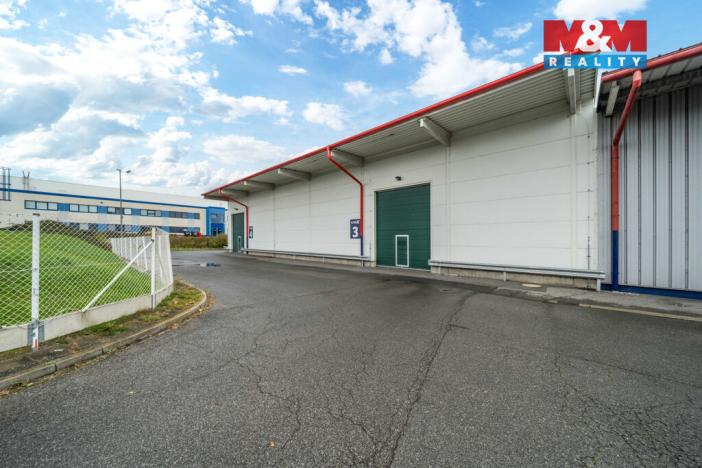 Pronájem výrobních prostor, Volduchy, 1866 m2