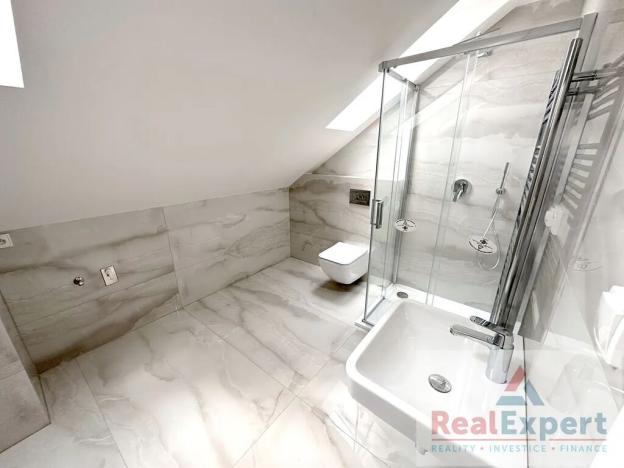 Pronájem bytu 4+kk, Praha - Vršovice, Oblouková, 136 m2