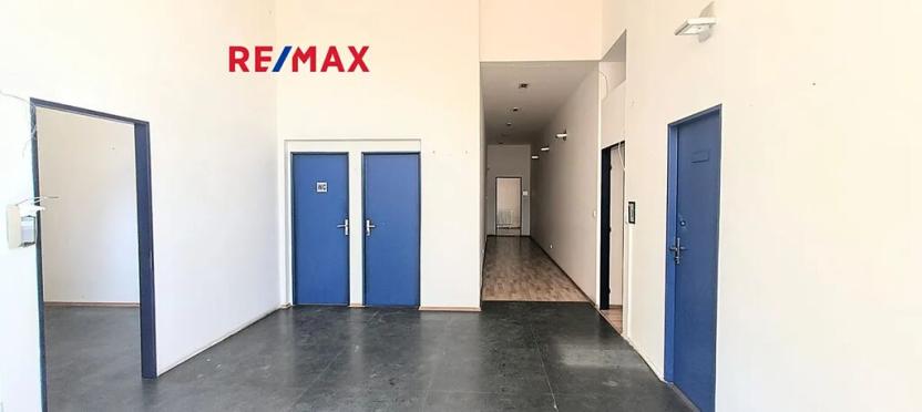 Pronájem kanceláře, Praha - Kobylisy, Horňátecká, 19 m2