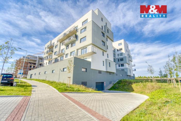 Pronájem garážového stání, Plzeň - Skvrňany, Františka Kováříka, 12 m2