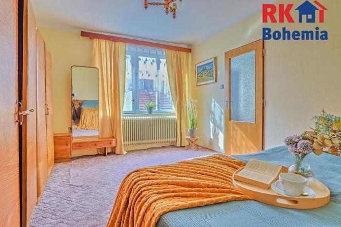 Prodej vícegeneračního domu, Chrášťany, 218 m2