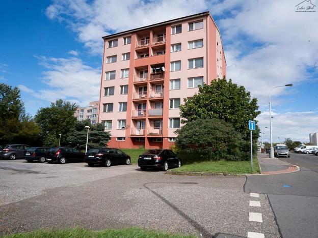 Prodej bytu 3+kk, Praha - Újezd nad Lesy, Malešovská, 65 m2