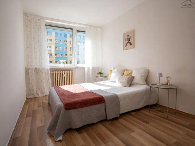 Prodej bytu 2+kk, Praha - Modřany, Krouzova, 43 m2