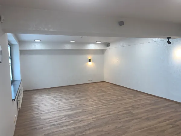 Pronájem komerční nemovitosti, Praha - Vinohrady, Chrudimská, 360 m2