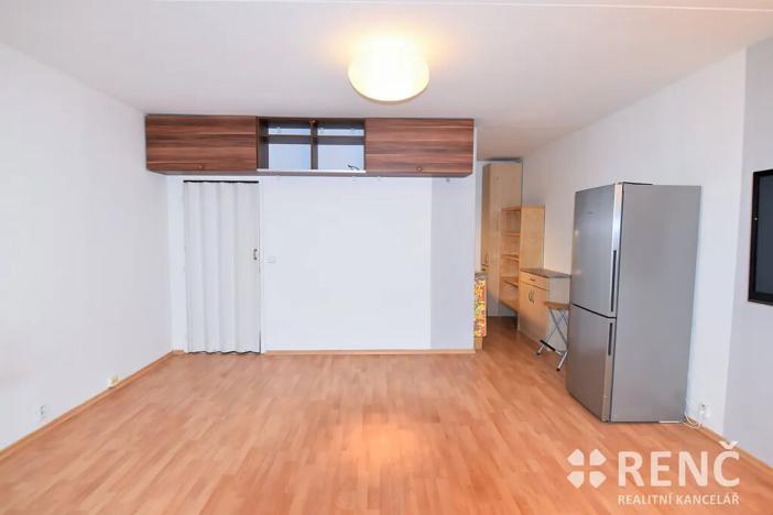 Pronájem bytu 2+kk, Brno, Strnadova, 47 m2