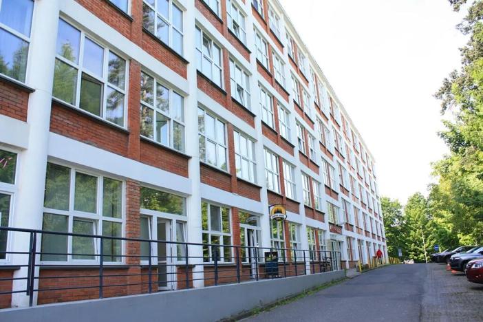 Pronájem kanceláře, Zlín, nám. T. G. Masaryka, 68 m2