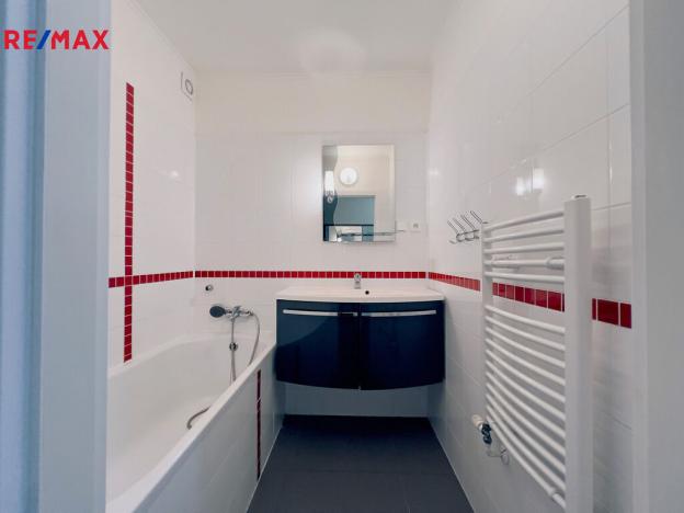 Prodej bytu 2+kk, Nupaky, U Školky, 50 m2