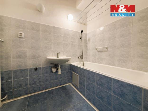 Pronájem bytu 2+1, Jablonec nad Nisou - Jablonecké Paseky, Pasecké náměstí, 72 m2