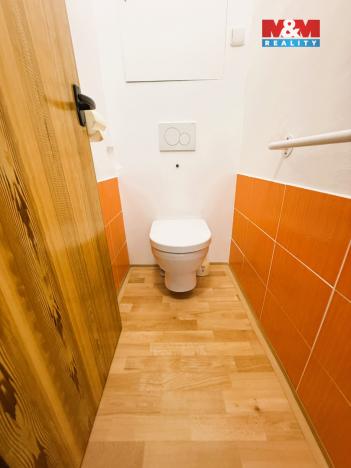 Pronájem bytu 2+1, Jablonec nad Nisou - Jablonecké Paseky, Pasecké náměstí, 72 m2