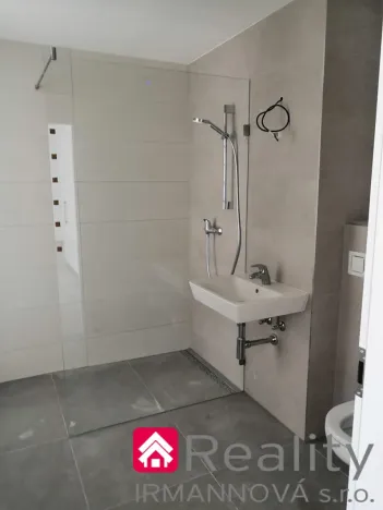 Prodej bytu 2+kk, Pohořelice, Znojemská, 96 m2