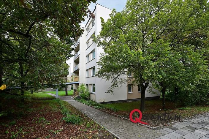 Pronájem bytu 1+kk, Praha - Michle, V zápolí, 36 m2