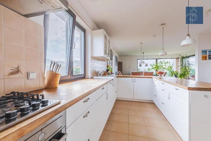 Prodej rodinného domu, Králův Dvůr, Na Vyhlídce, 195 m2