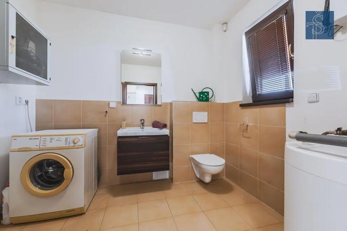 Prodej rodinného domu, Králův Dvůr, Na Vyhlídce, 195 m2