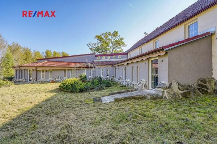 Prodej rodinného domu, Všeruby, 952 m2