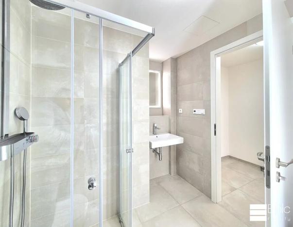 Pronájem bytu 1+kk, Praha - Modřany, Mezi vodami, 32 m2