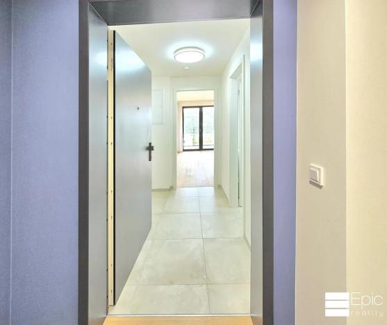 Pronájem bytu 1+kk, Praha - Modřany, Mezi vodami, 32 m2