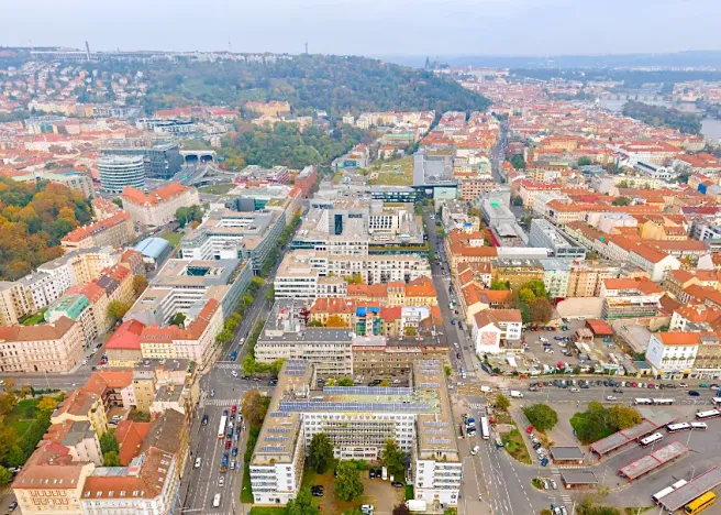 Pronájem kanceláře, Praha, 1200 m2