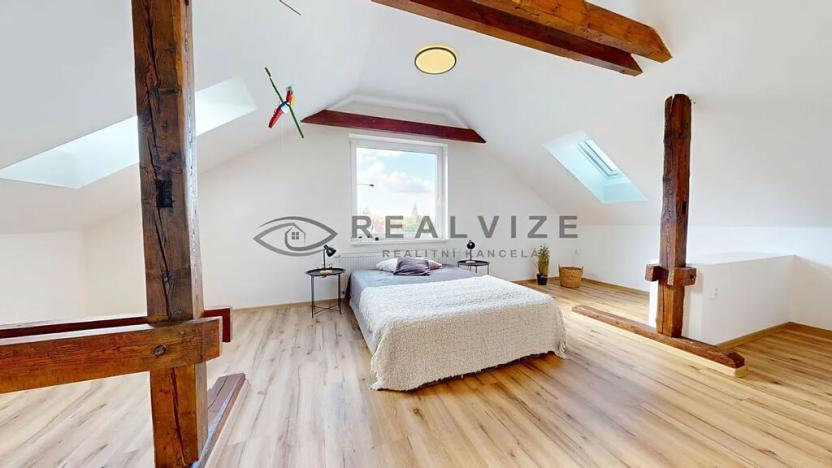 Prodej rodinného domu, Roudné, 265 m2