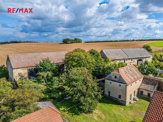 Prodej zemědělské usedlosti, Toužetín, 210 m2