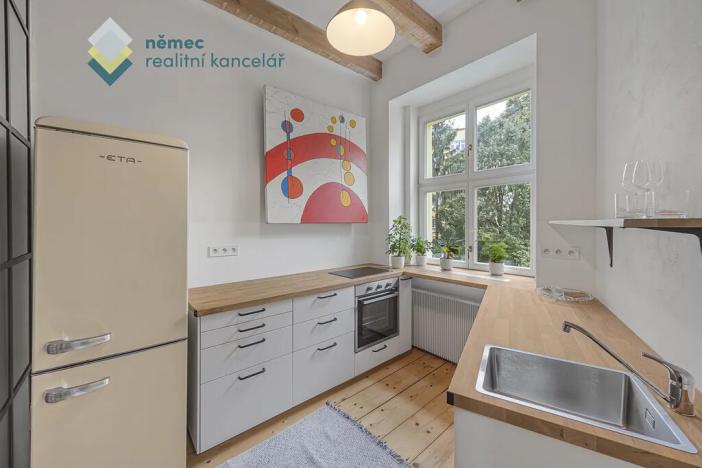 Pronájem bytu 2+kk, Praha - Nusle, Rostislavova, 43 m2