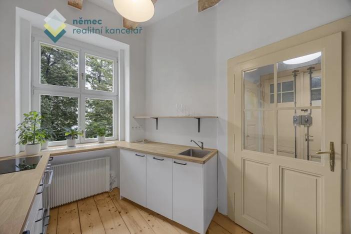 Pronájem bytu 2+kk, Praha - Nusle, Rostislavova, 43 m2