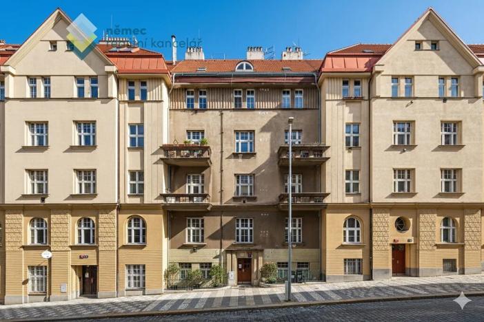 Pronájem bytu 2+kk, Praha - Nusle, Rostislavova, 43 m2
