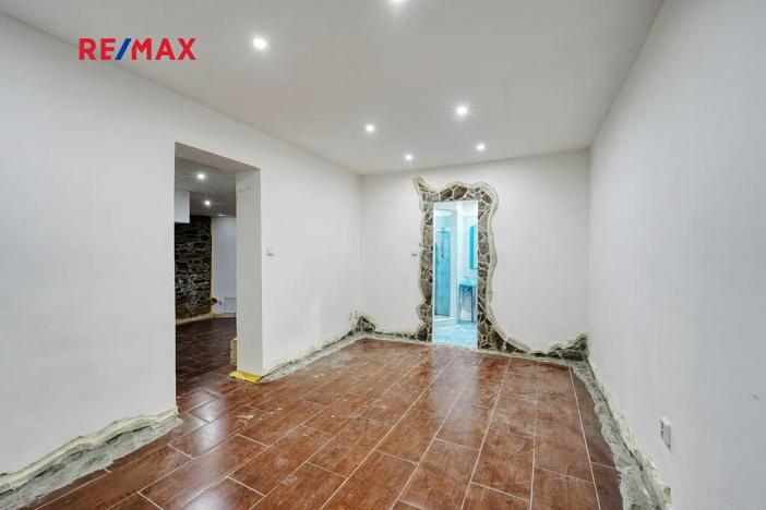 Prodej apartmánu, Všeruby, 952 m2