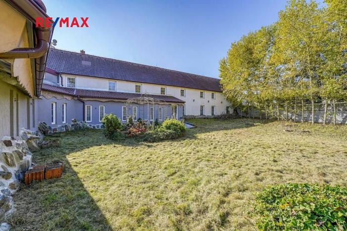 Prodej apartmánu, Všeruby, 952 m2