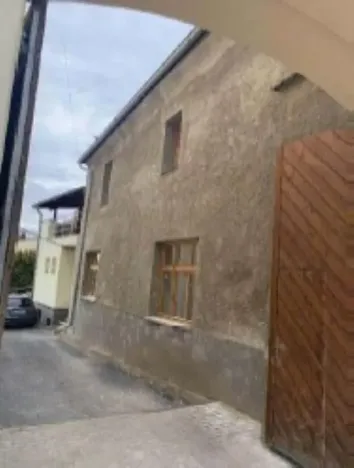 Dražba rodinného domu, Unhošť, Václavské nám., 431 m2