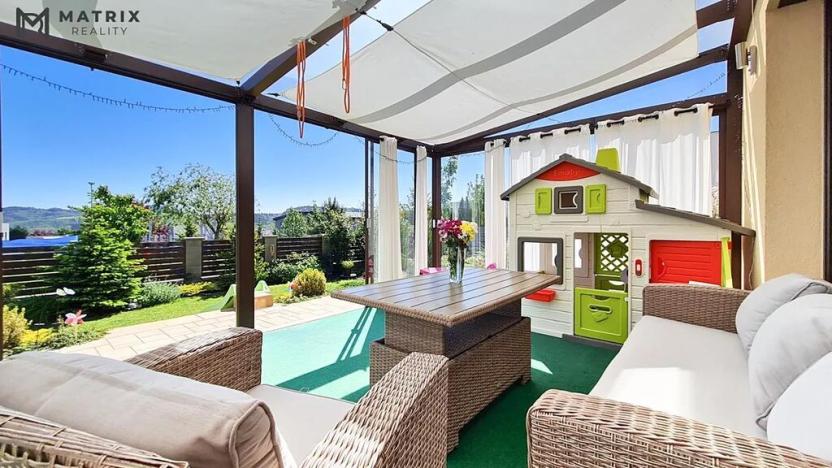 Pronájem rodinného domu, Králův Dvůr, Na Lucberku, 270 m2