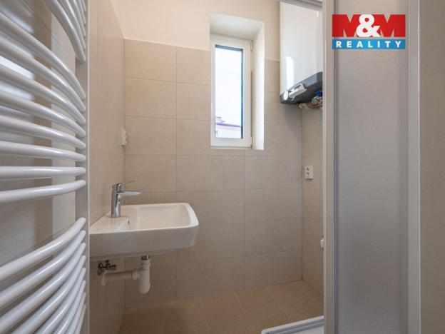 Pronájem bytu 1+1, Benešov, Pražská, 38 m2