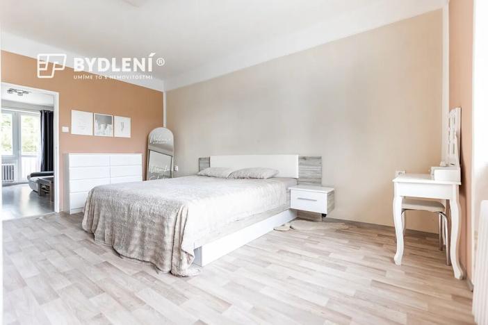Pronájem bytu 2+1, Teplice, Buzulucká, 57 m2