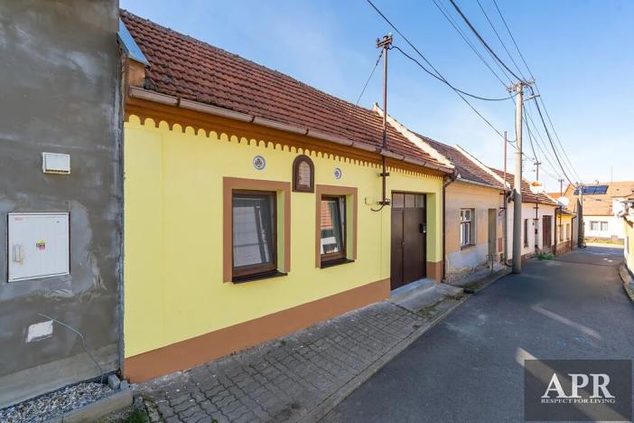 Prodej rodinného domu, Kunovice, Svahová, 66 m2