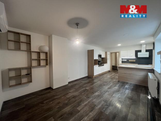 Pronájem rodinného domu, Otrokovice, Hložkova, 75 m2