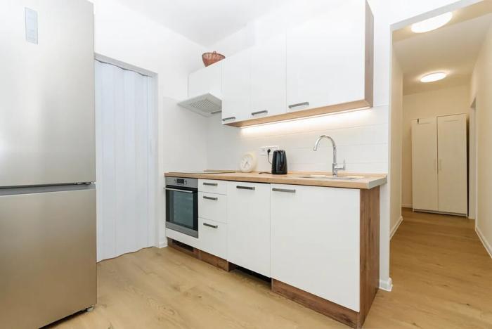 Pronájem bytu 3+1, Praha - Hlubočepy, Voskovcova, 78 m2