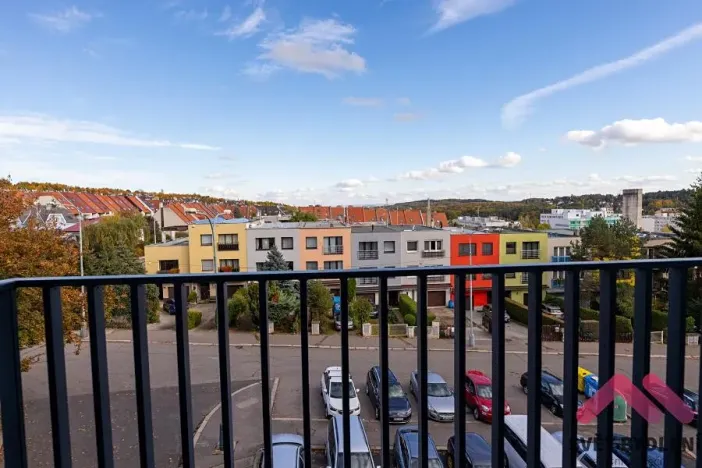 Pronájem bytu 2+kk, Praha - Řepy, Laudova, 57 m2