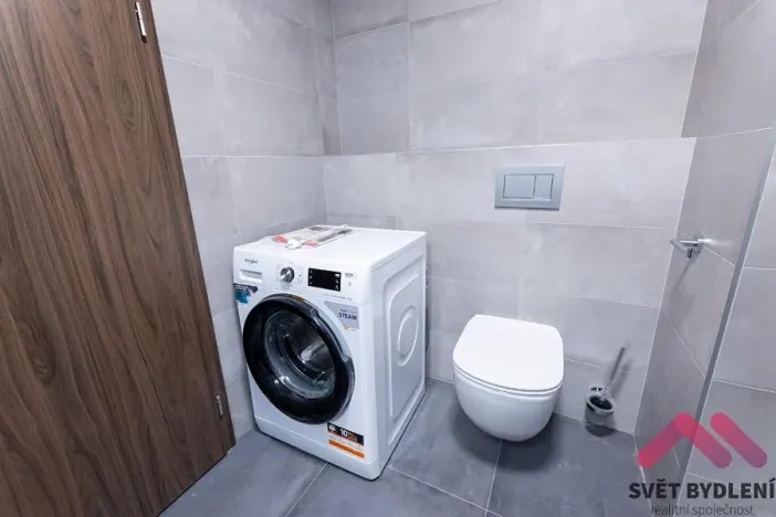 Pronájem bytu 2+kk, Praha - Řepy, Laudova, 57 m2