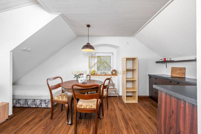 Prodej rodinného domu, Černá v Pošumaví, 210 m2