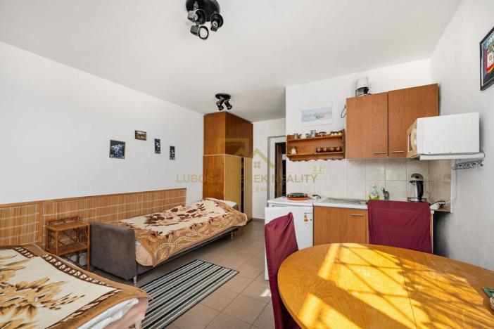 Prodej rodinného domu, Černá v Pošumaví, 210 m2