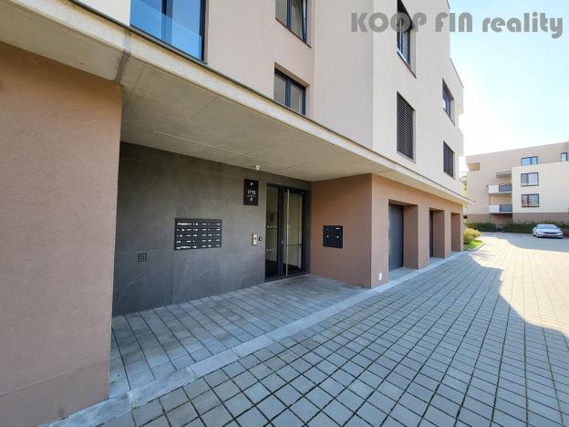 Pronájem bytu 2+kk, Hradec Králové - Pražské Předměstí, Farářství, 55 m2