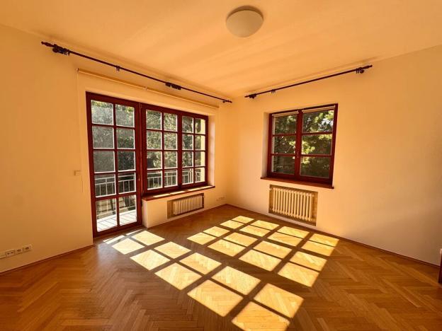 Pronájem vily, Praha - Břevnov, 316 m2