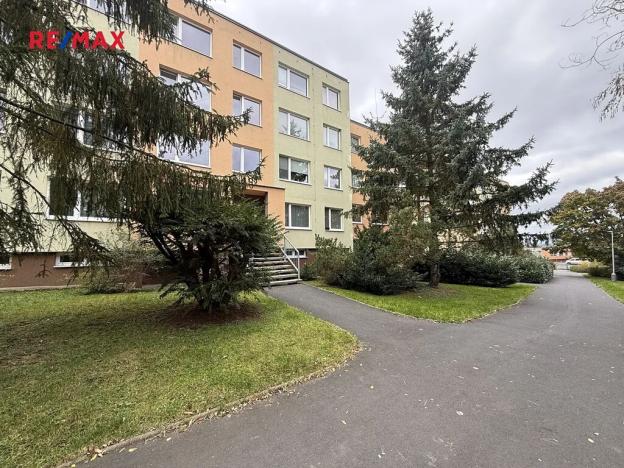 Pronájem bytu 2+kk, Louny, U Pramenu, 40 m2