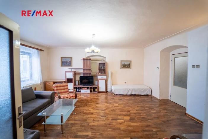 Prodej rodinného domu, Kutná Hora, Jungmannovo náměstí, 200 m2