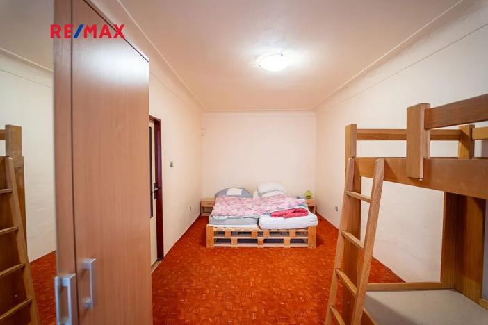 Prodej rodinného domu, Kutná Hora, Jungmannovo náměstí, 200 m2