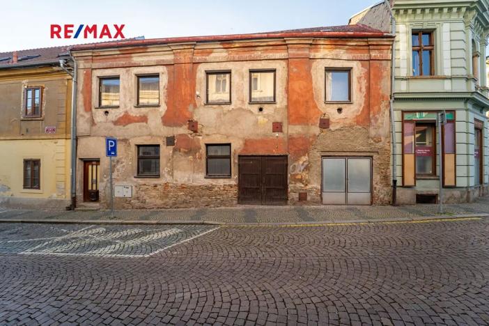 Prodej rodinného domu, Kutná Hora, Jungmannovo náměstí, 200 m2