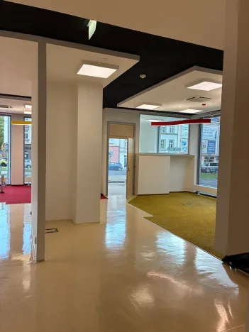 Pronájem obchodního prostoru, Ústí nad Labem, Špitálské náměstí, 178 m2