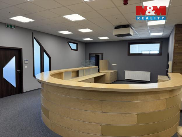 Pronájem obchodního prostoru, Ústí nad Labem - Ústí nad Labem-centrum, Masarykova, 100 m2