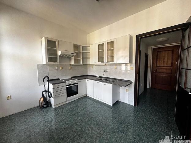 Pronájem bytu 2+1, Praha - Vinohrady, Jugoslávská, 65 m2