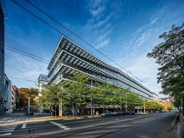 Pronájem kanceláře, Praha - Smíchov, Radlická, 790 m2