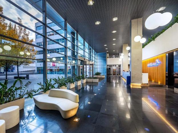 Pronájem kanceláře, Praha - Smíchov, Radlická, 790 m2